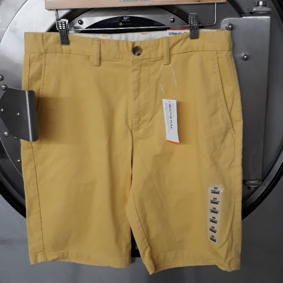 old navy built in flex shorts